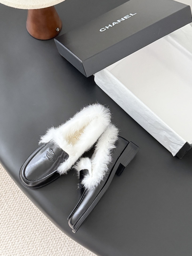 Ch**el loafers
